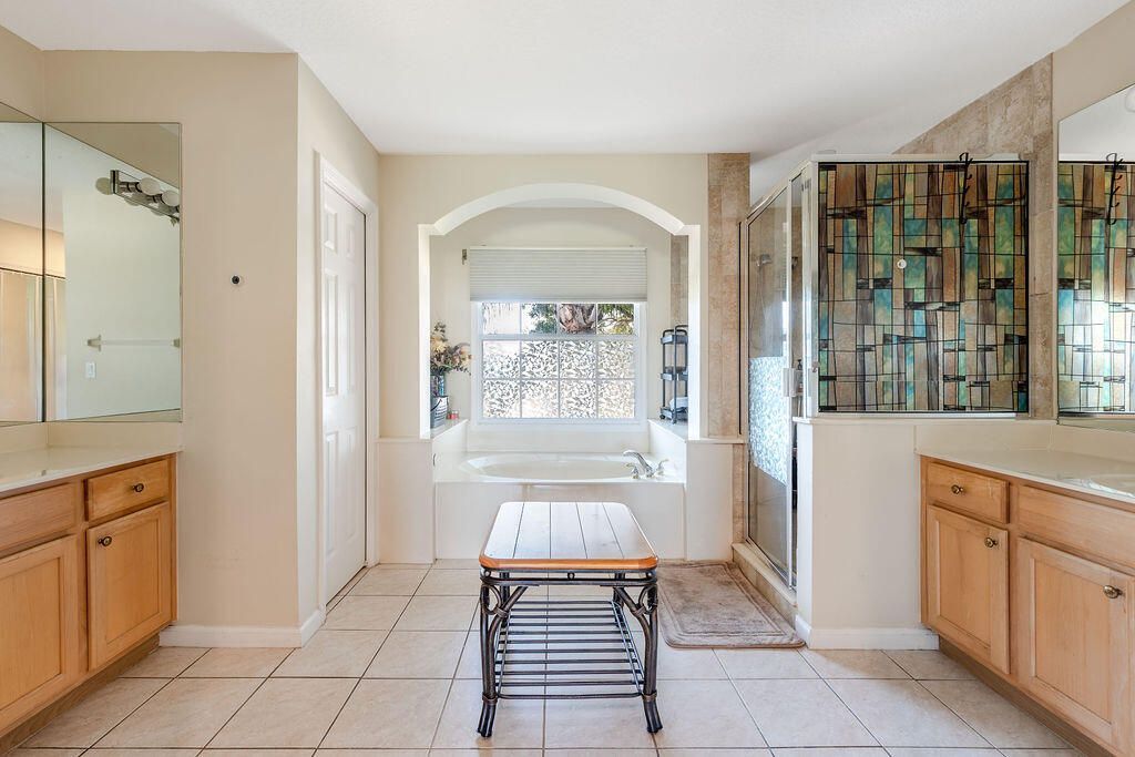 1233 Avondale Lane, West Palm Beach, FL 33409 Photo