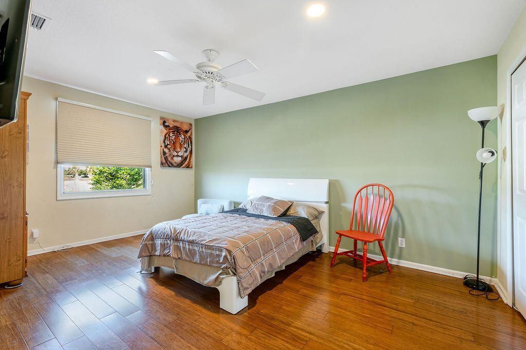 1233 Avondale Lane, West Palm Beach, FL 33409 Photo