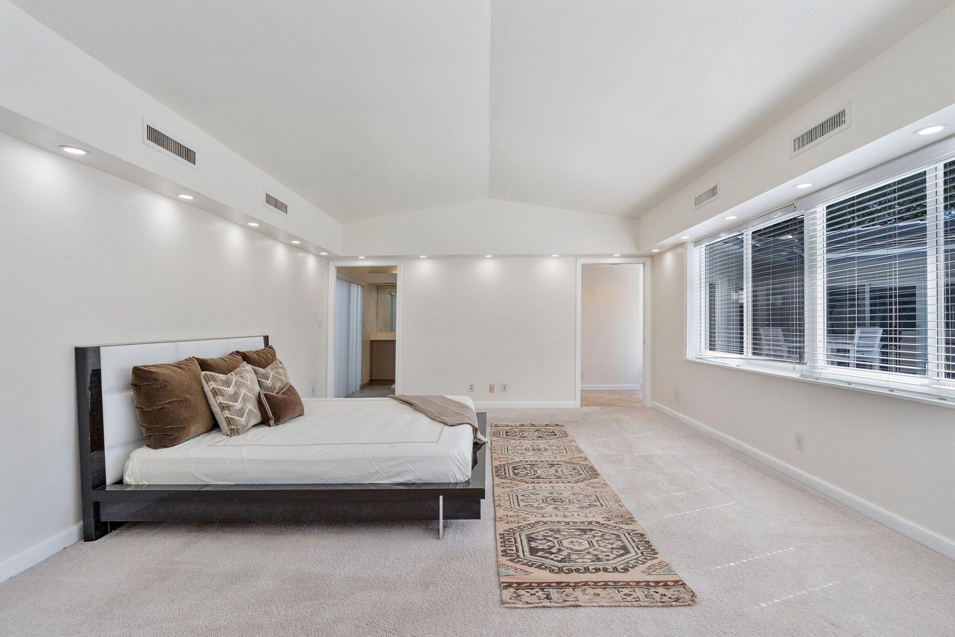 3241 NE 56th Court, Fort Lauderdale, FL 33308 Photo