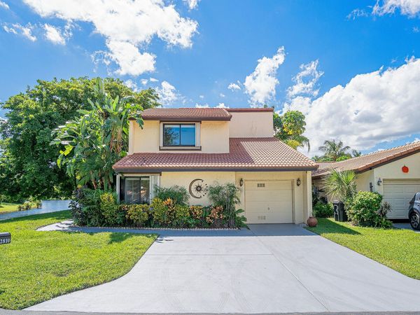2810 SAND PINES Court, Lake Worth, FL 33462