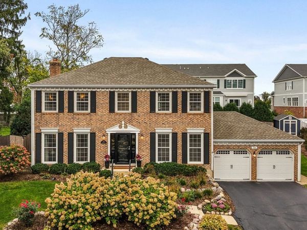 774 Glenbard Road , Glen Ellyn, IL 60137