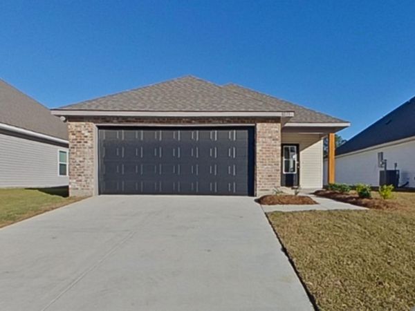 8033 Hendrick Dr, Baton Rouge, LA 70817