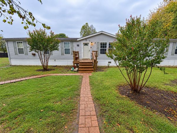 8788 Gunner Road , Mounds, OK 74047