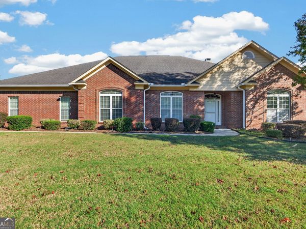6502 Yellowstone Way, Lizella, GA 31052