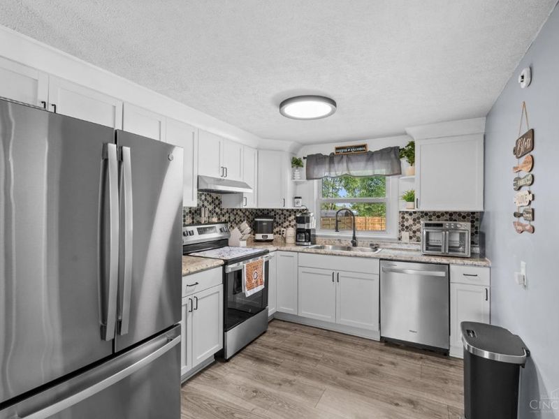 5544 Maple Grove Avenue, Blanchester, OH 45107 Photo 7