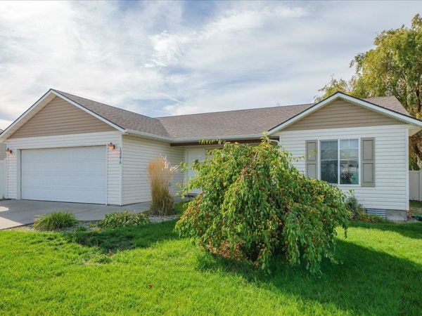 13276 N Reward Loop, Rathdrum, ID 83858