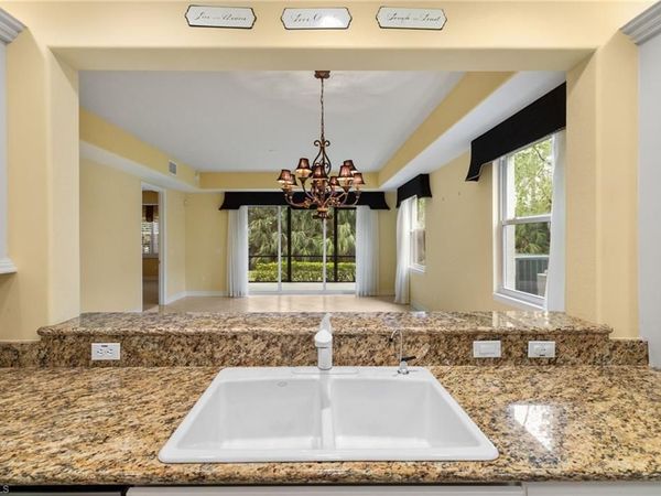 6073 Ashford LN , Unit 802, NAPLES, FL 34110