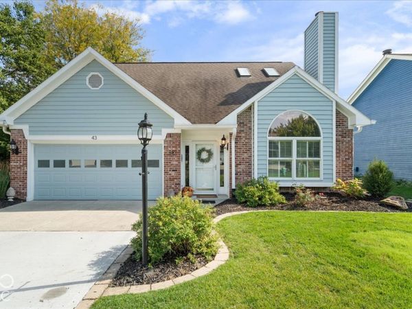 43 Balmoral Court, Zionsville, IN 46077