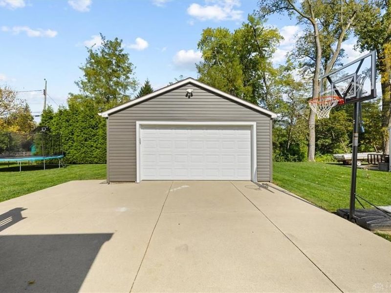 1415 Fleet Road, Troy, OH 45373 Photo 32