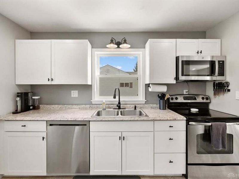 1415 Fleet Road, Troy, OH 45373 Photo 7