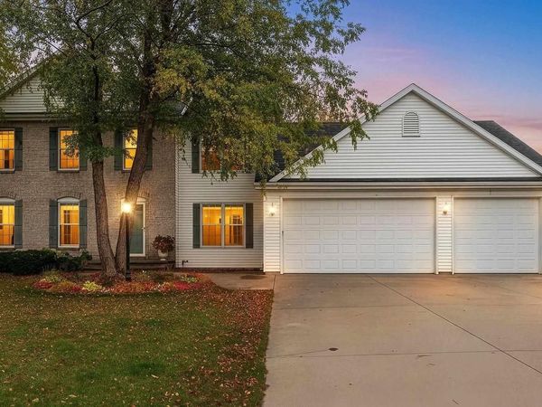 W5989 STRAWFLOWER DRIVE, Appleton, WI 54915