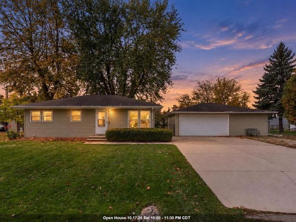 1487 DEERWOOD DRIVE, Neenah, WI 54956