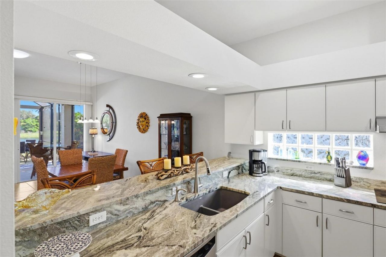 687 Lakescene Drive, Venice, FL 34293 Photo