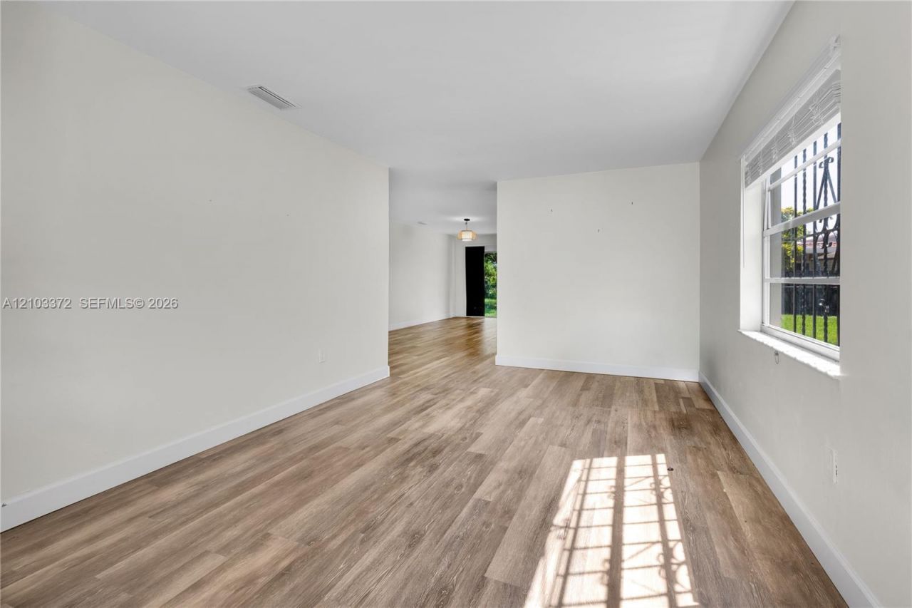 2935 SW 35th Ave, Miami, FL 33133 Photo