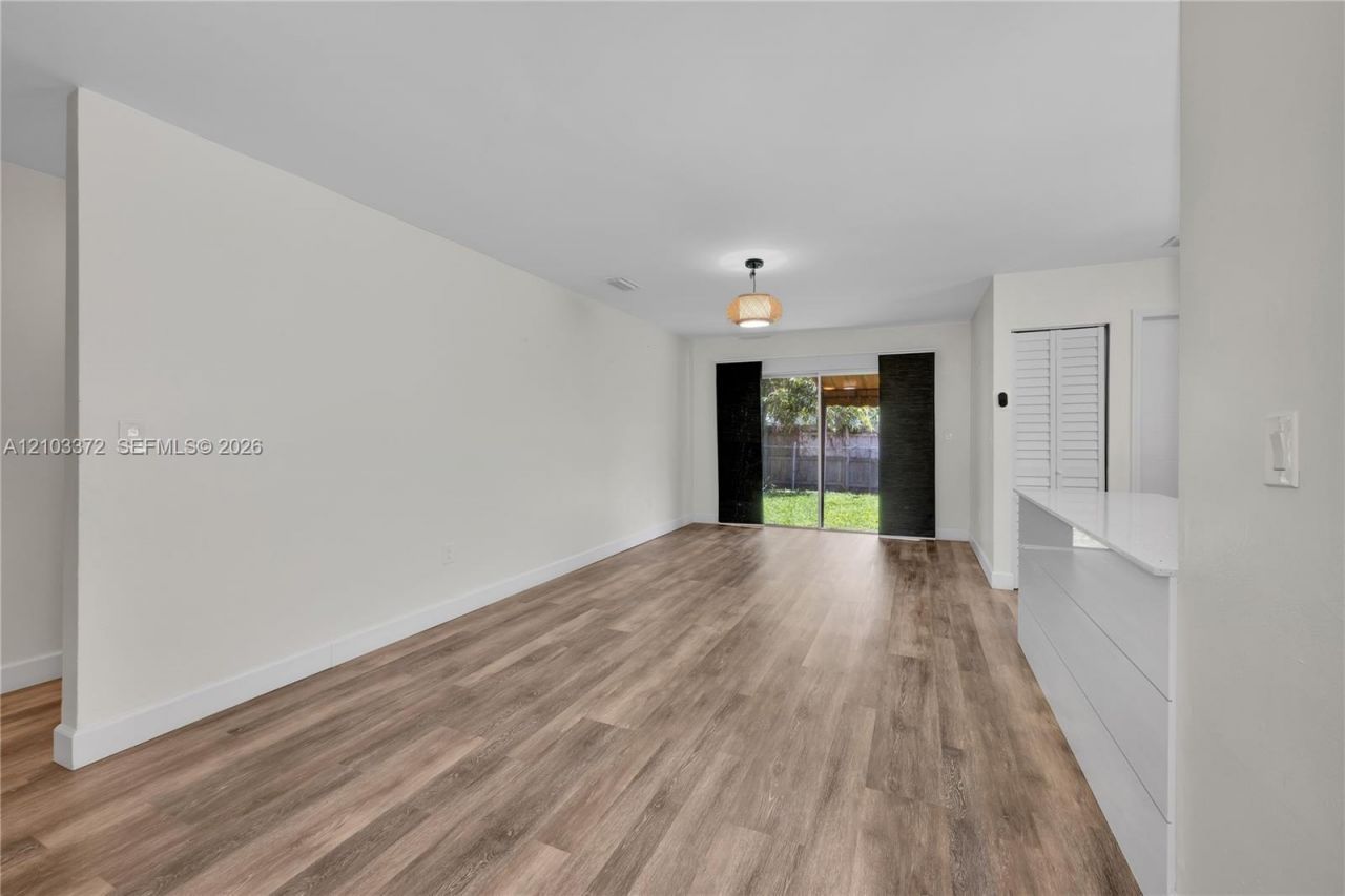 2935 SW 35th Ave, Miami, FL 33133 Photo