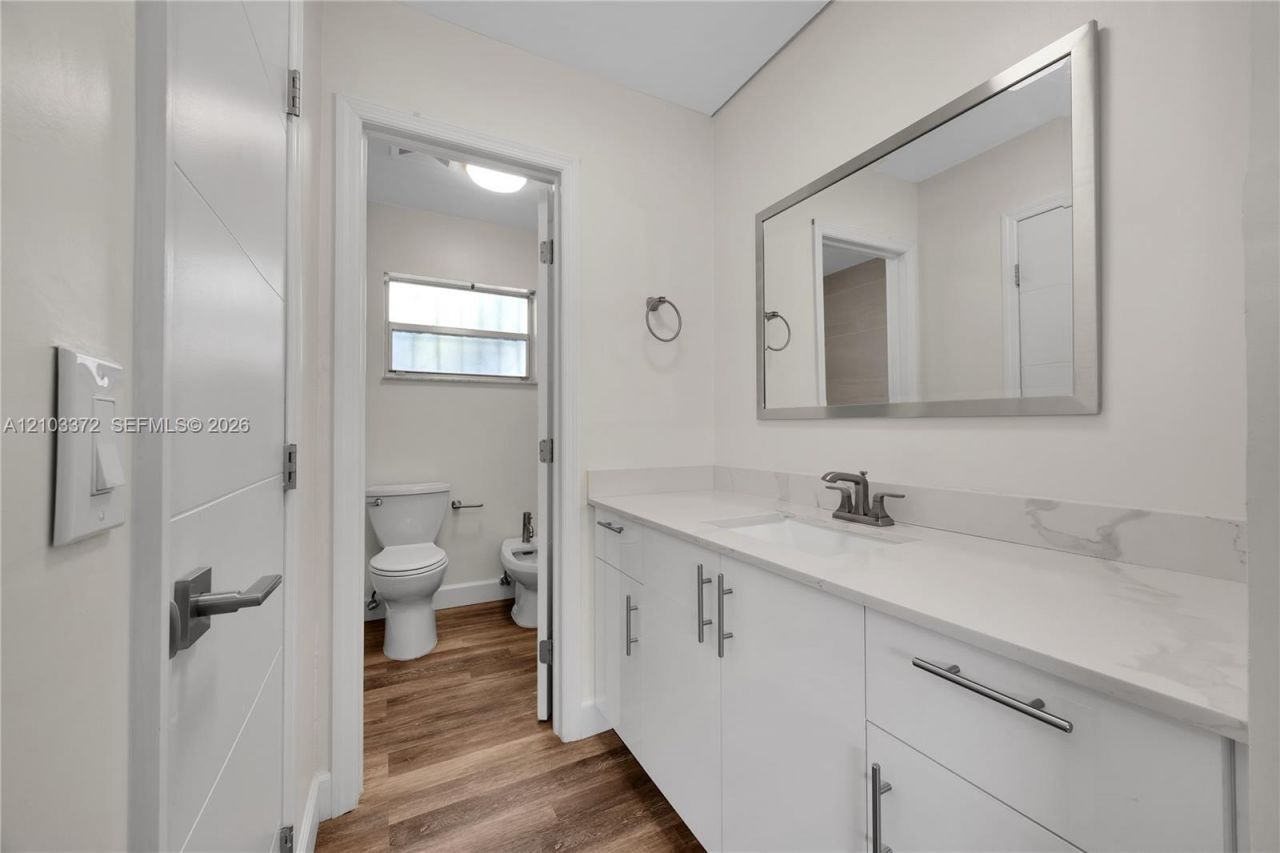 2935 SW 35th Ave, Miami, FL 33133 Photo