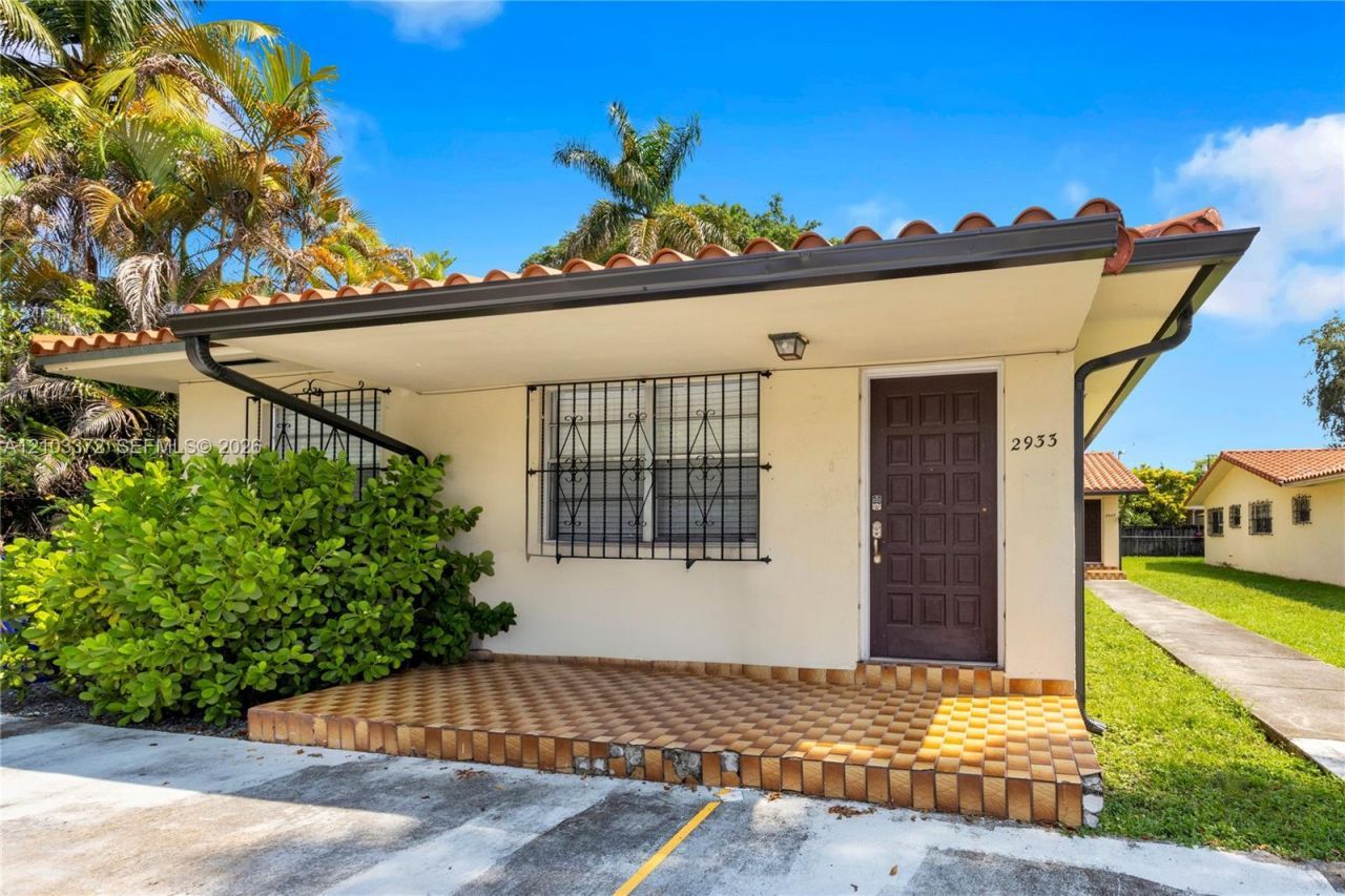 2935 SW 35th Ave, Miami, FL 33133 Photo