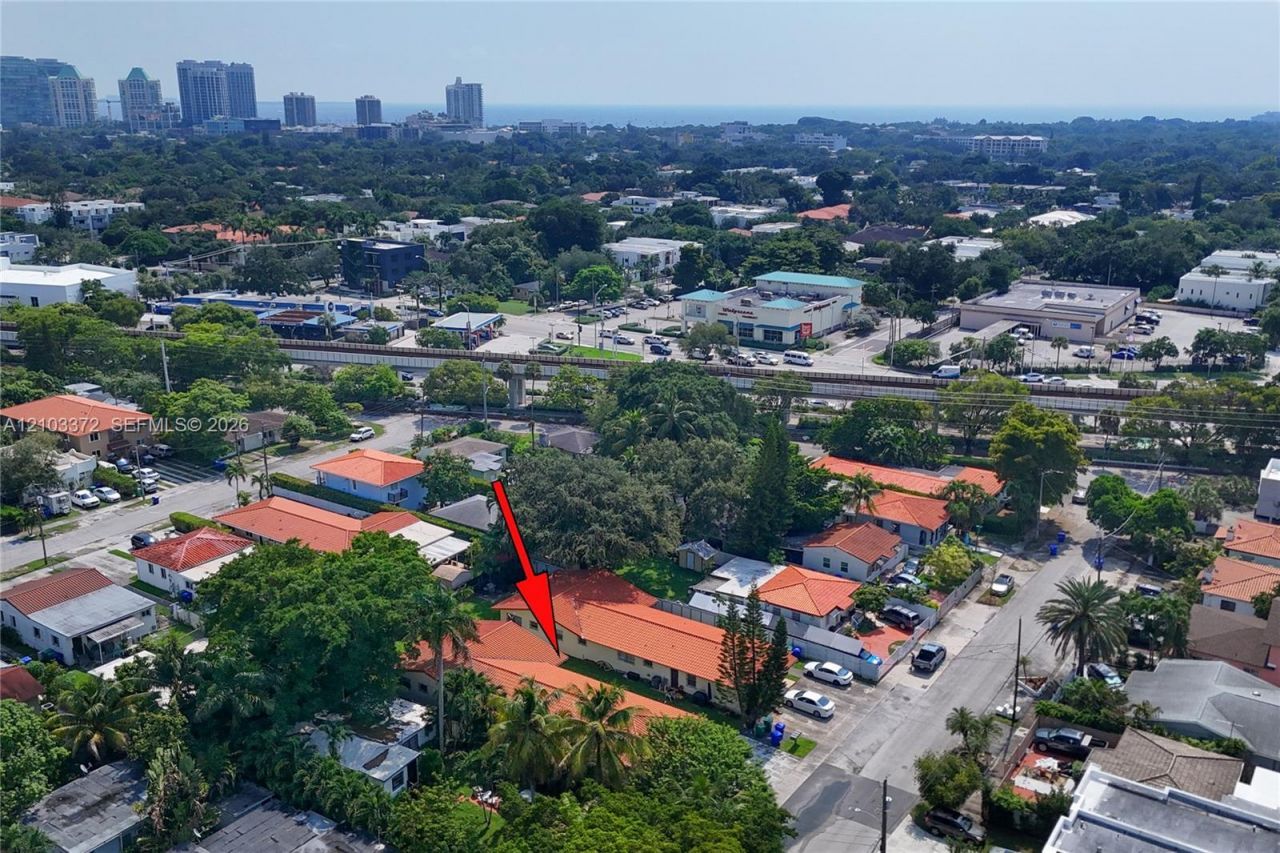 2935 SW 35th Ave, Miami, FL 33133 Photo