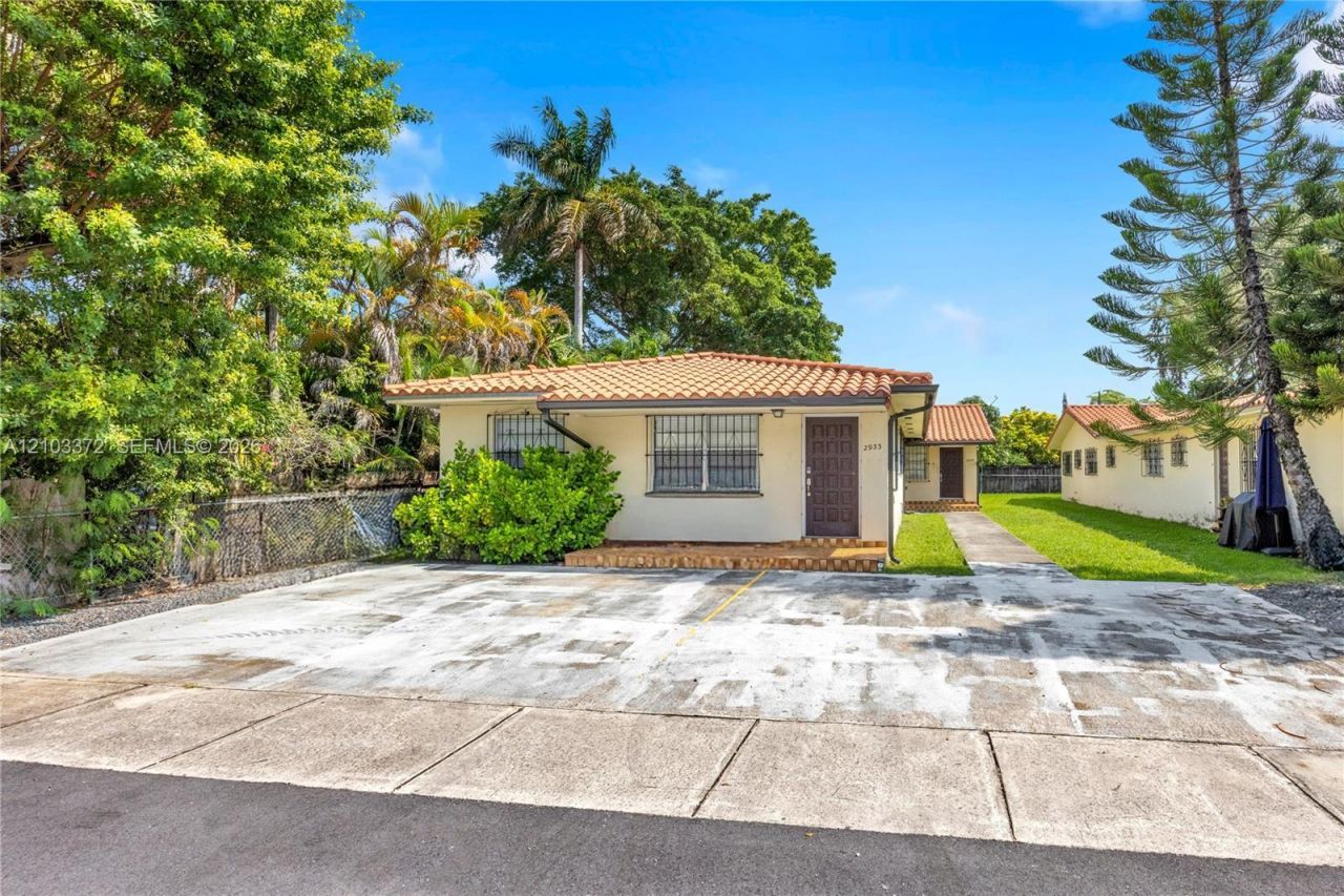 2935 SW 35th Ave, Miami, FL 33133 Photo
