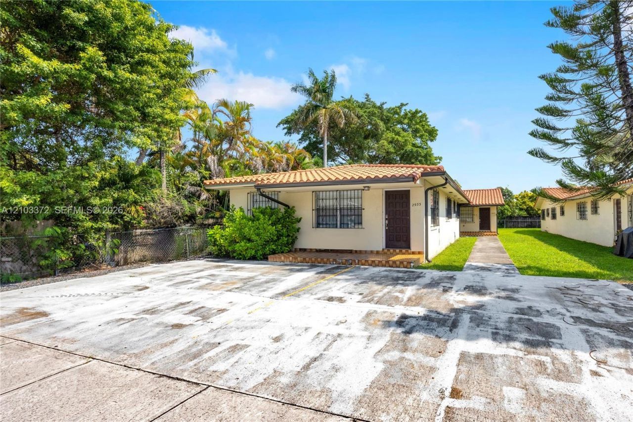 2935 SW 35th Ave, Miami, FL 33133 Photo