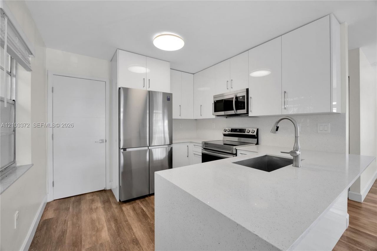2935 SW 35th Ave, Miami, FL 33133 Photo