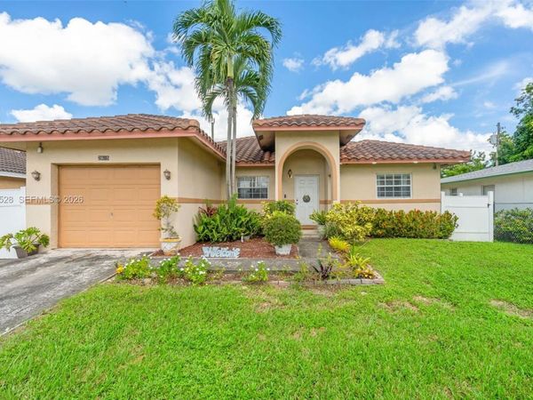2615 NW 14th St , Fort Lauderdale, FL 33311