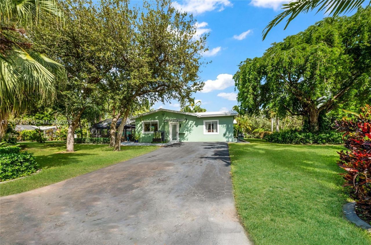 17550 SW 86th Ave, Palmetto Bay, FL 33157 Photo