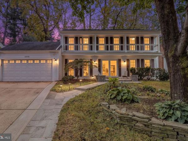 2203 AVENTURINE WAY , SILVER SPRING, MD 20904
