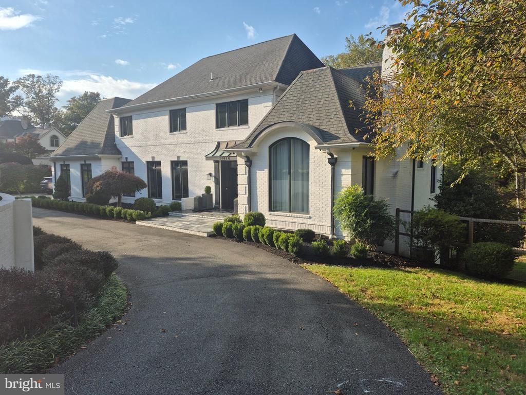 11616 LAKE POTOMAC DRIVE, ROCKVILLE, MD 20854