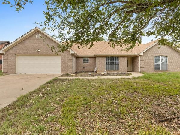 210 River Place W, Gatesville, TX 76528