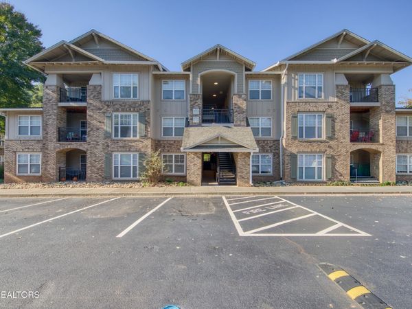 3934 Cherokee Woods Way, Knoxville, TN 37920
