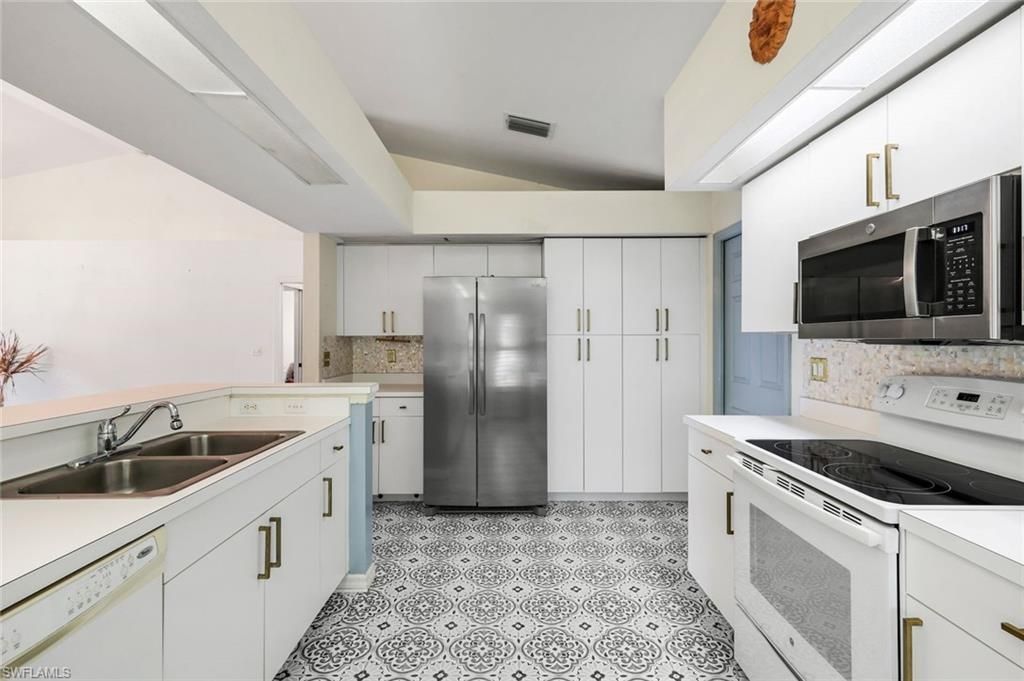 25168 Golf Lake Cir, Bonita Springs, FL 34135 Photo