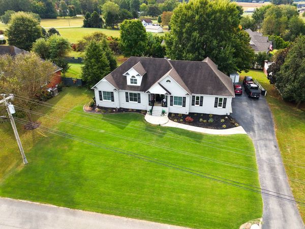 187 Beckridge Rd , McMinnville, TN 37110