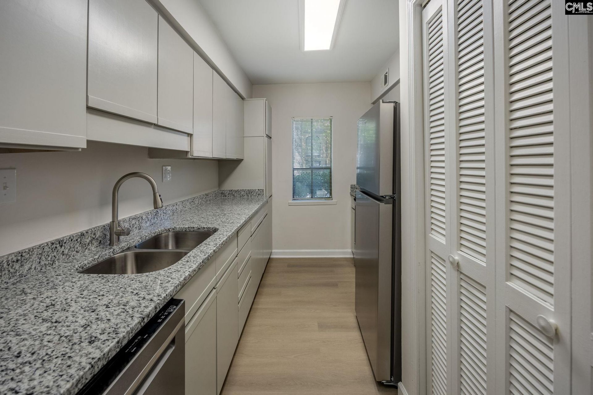 5025 Forest Lake Place  Photo 10