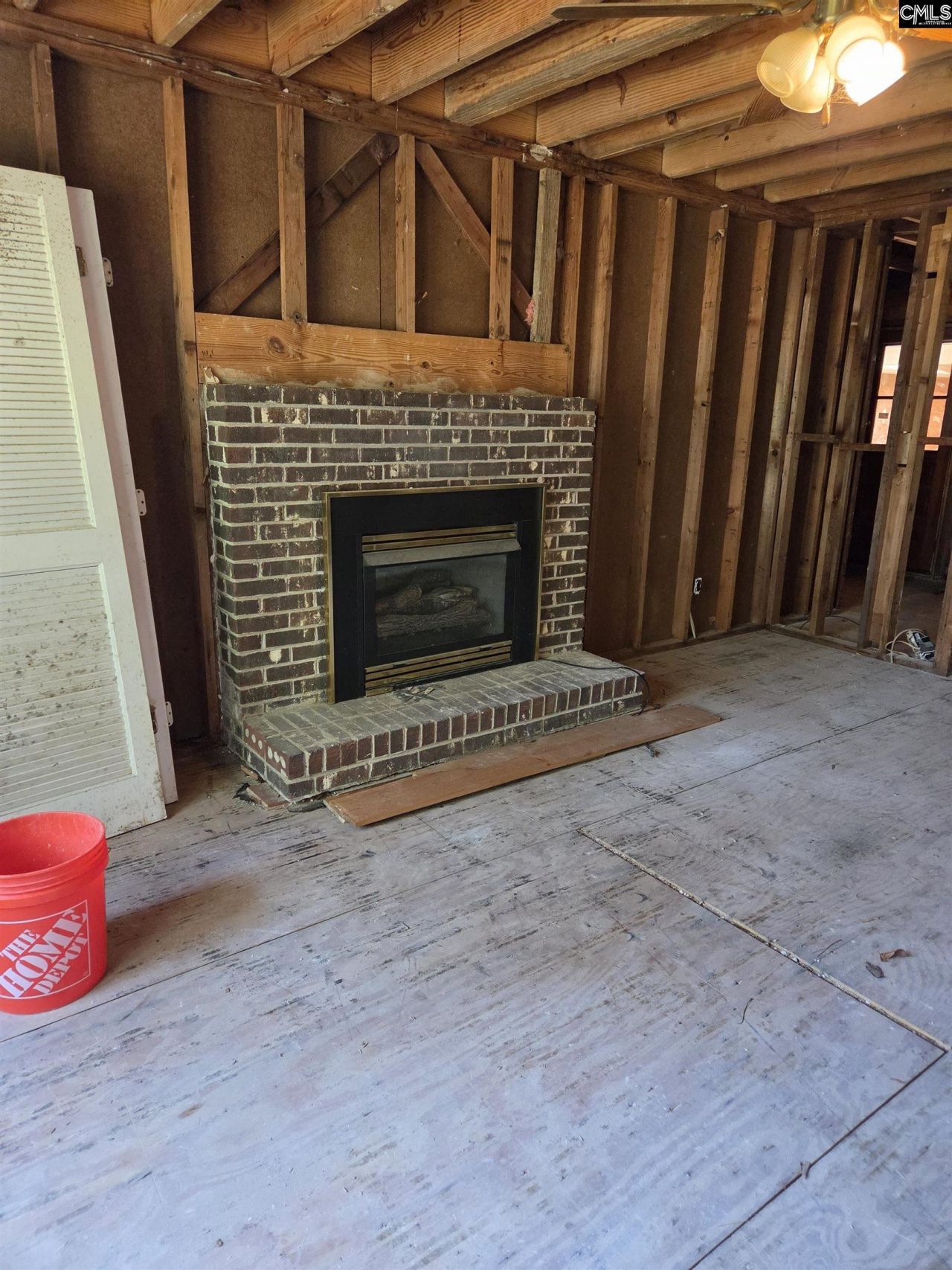 144 Garden Springs Road  Photo 10