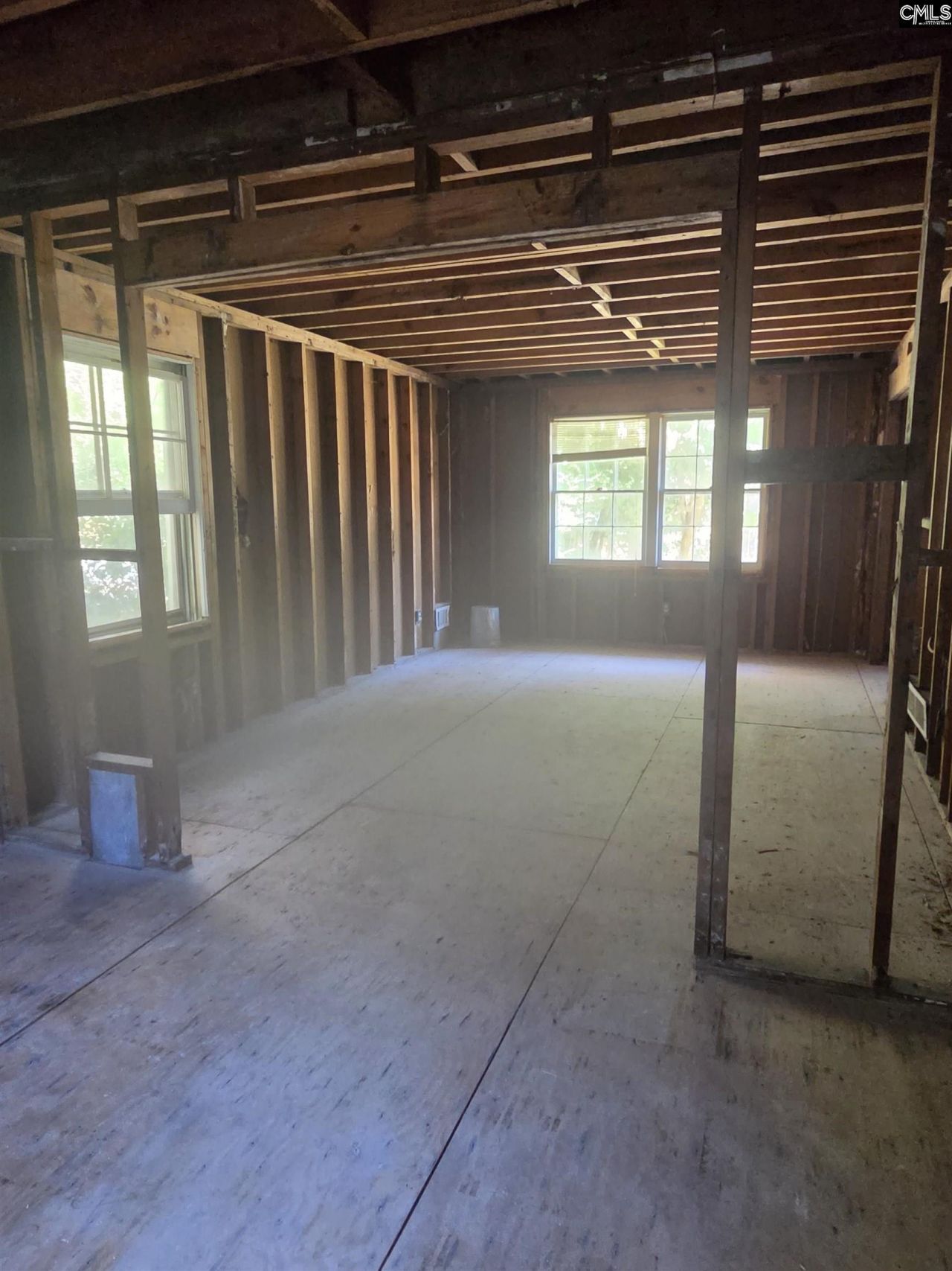 144 Garden Springs Road  Photo 11