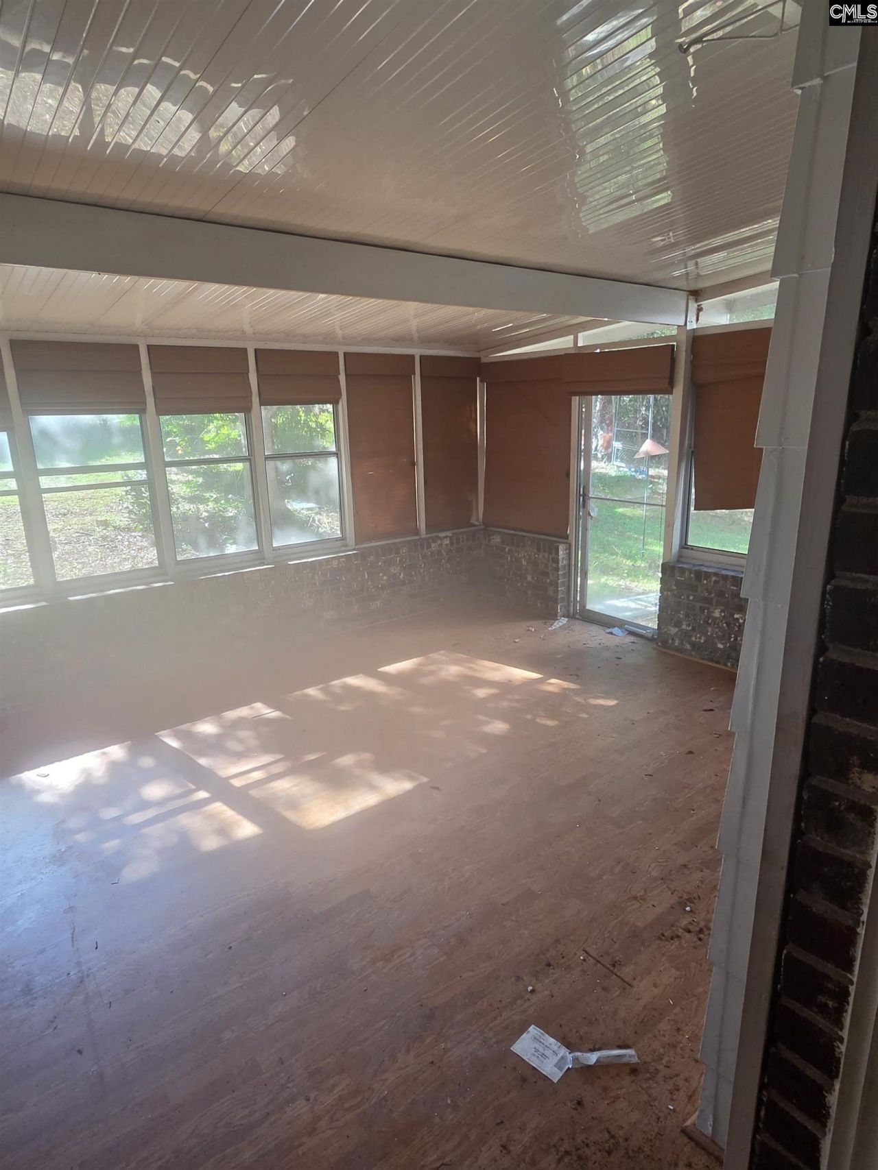 144 Garden Springs Road  Photo 17