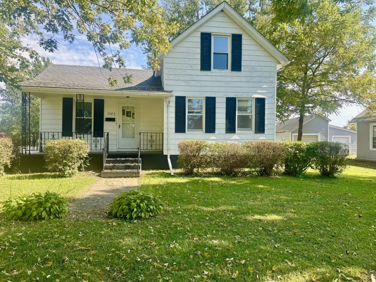 1302 SE 2nd Avenue, Aledo, IL 61231 Main Photo