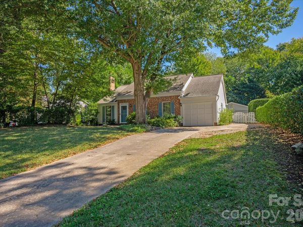 2400 Turnberry Lane, Charlotte, NC 28210