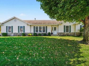 52110 Evard Drive, Granger, IN 46530