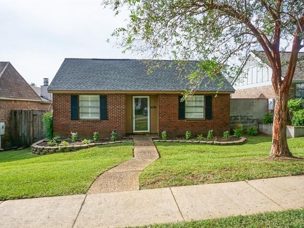 6083 Highland Circle N, Mobile, AL 36608