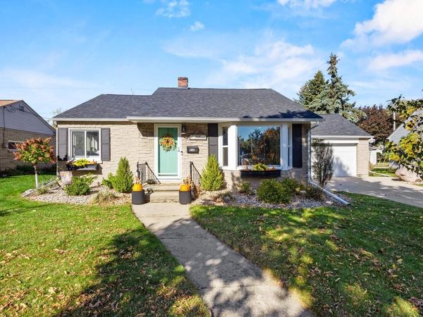 518 E GLENDALE AVENUE, Appleton, WI 54911