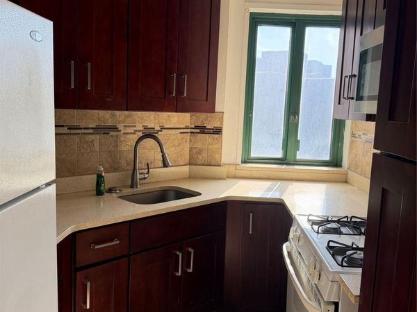 1514 Metropolitan Avenue , Unit 6E, Bronx, NY 10462