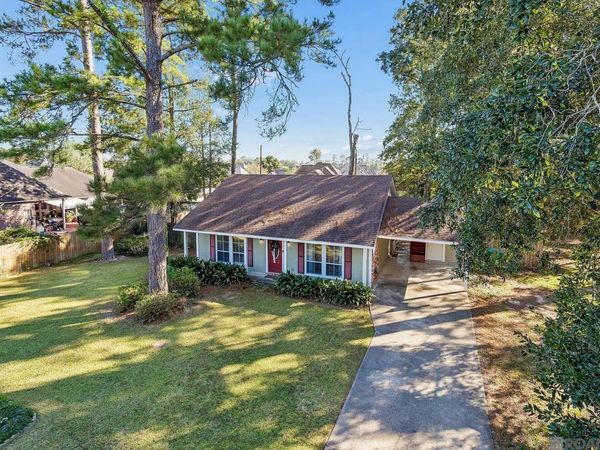 1424 Jason Dr, Denham Springs, LA 70726