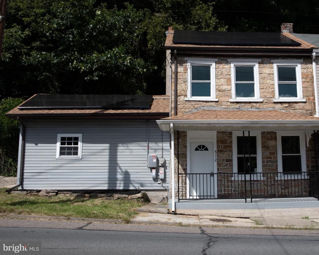312 W MAIN STREET, TREMONT, PA 17981