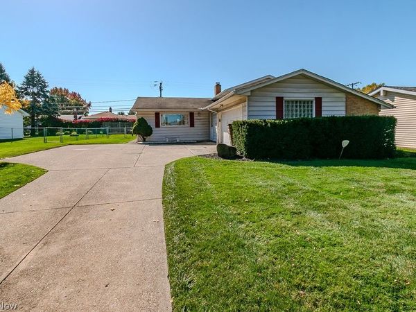 6372 Ridgebury Boulevard , Mayfield Heights, OH 44124