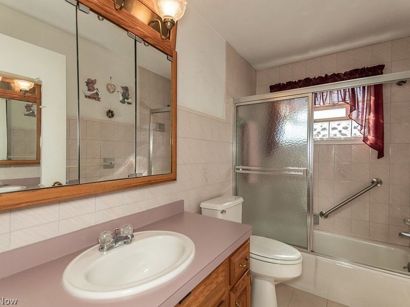 6372 Ridgebury Boulevard, Mayfield Heights, OH 44124 Photo 19