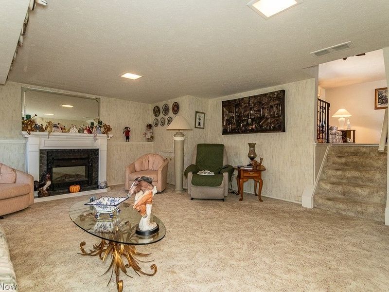 6372 Ridgebury Boulevard, Mayfield Heights, OH 44124 Photo 29