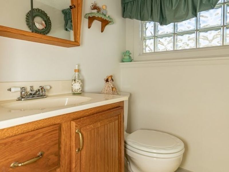6372 Ridgebury Boulevard, Mayfield Heights, OH 44124 Photo 32