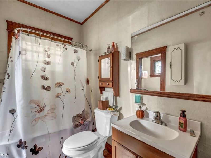 3919 Robert Avenue, Cleveland, OH 44109 Photo 19
